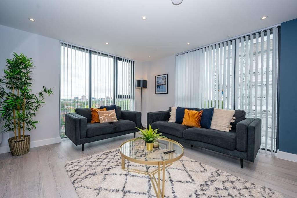 Apartment Stunning Brand New 3 Bed By Valore Services