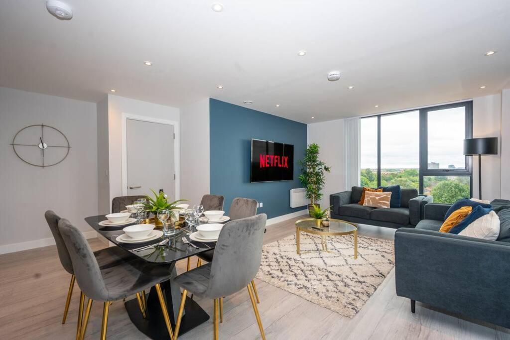 Apartment Stunning Brand New 3 Bed By Valore Services Manchester